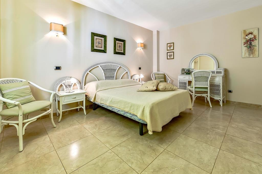 Apartment Sunset Harbour Costa Adeje  Bagian luar foto
