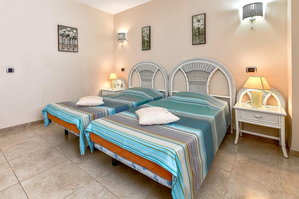 Apartment Sunset Harbour Costa Adeje  Bagian luar foto