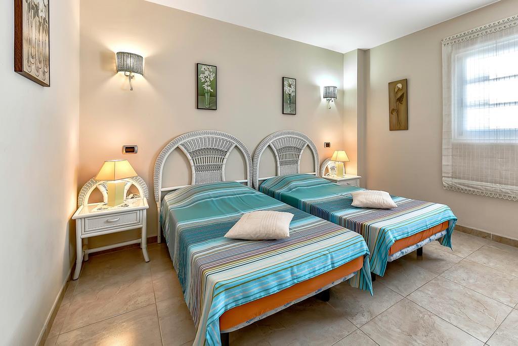 Apartment Sunset Harbour Costa Adeje  Bagian luar foto
