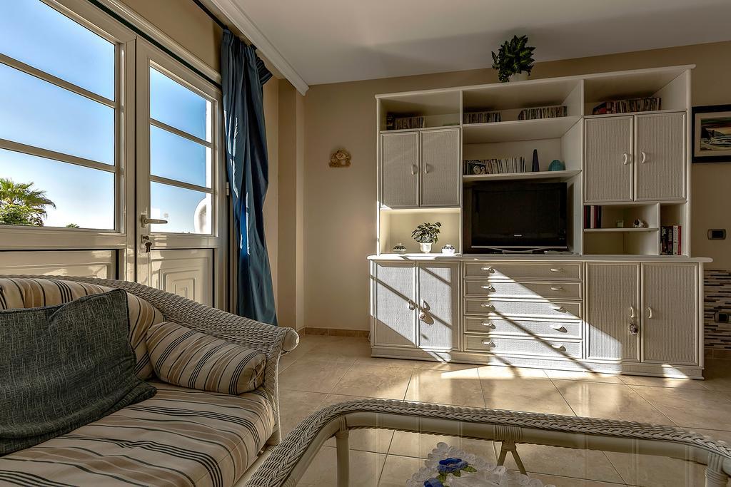 Apartment Sunset Harbour Costa Adeje  Bagian luar foto
